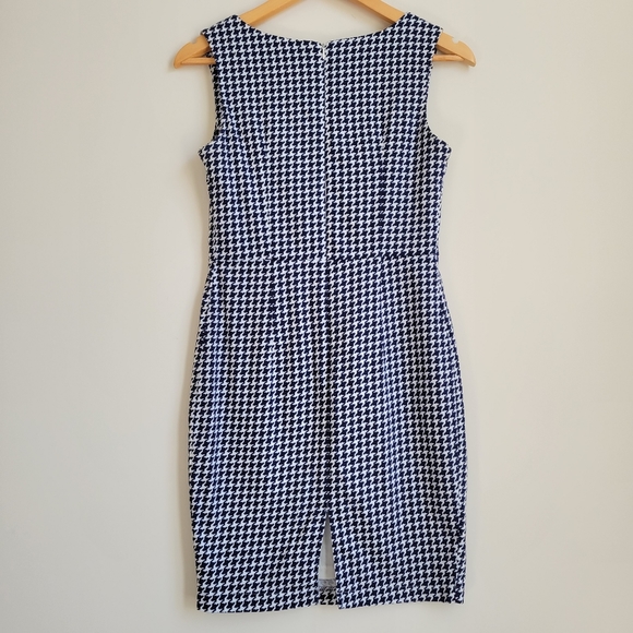 EUC Ava. Houndstooth dress - Picture 3 of 6
